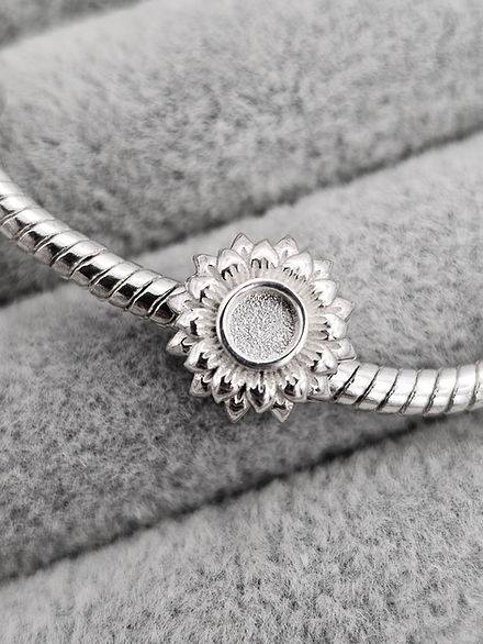 Sunflower Charm