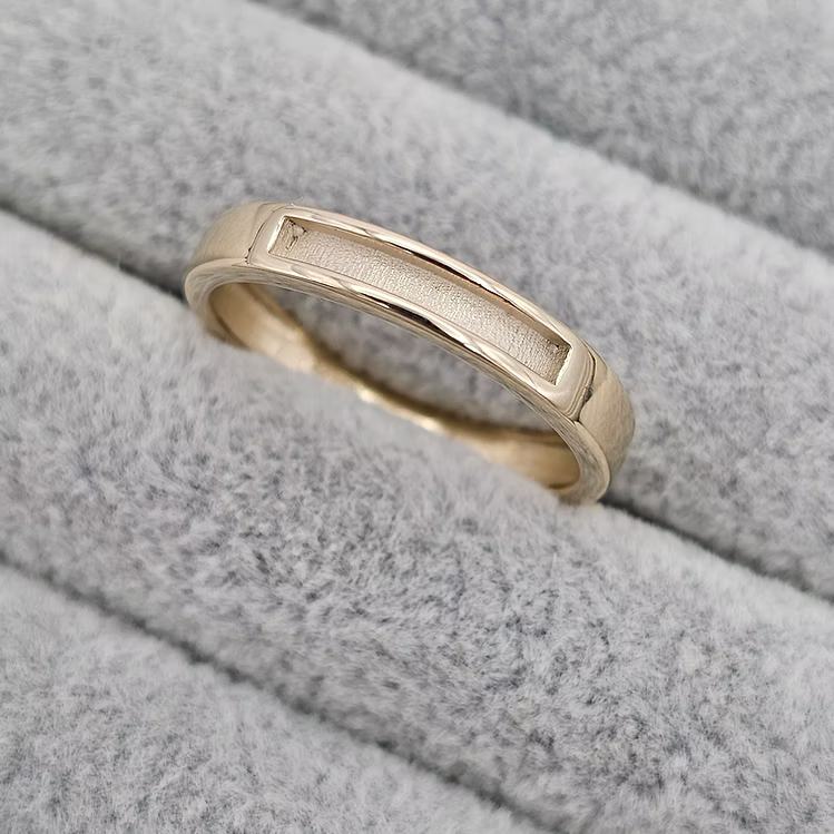 4mm Half Squared 9K Ring
