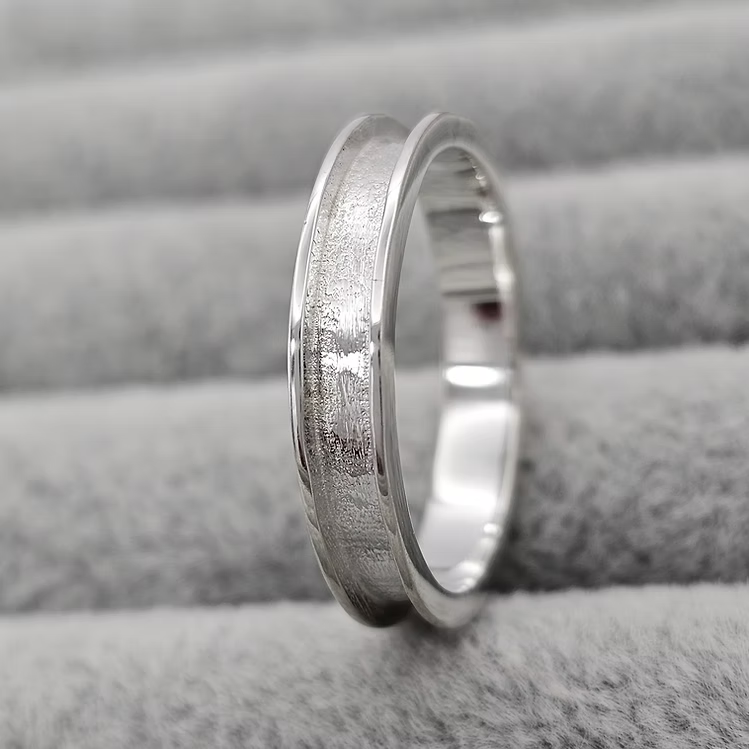 4mm Full Channel Ring