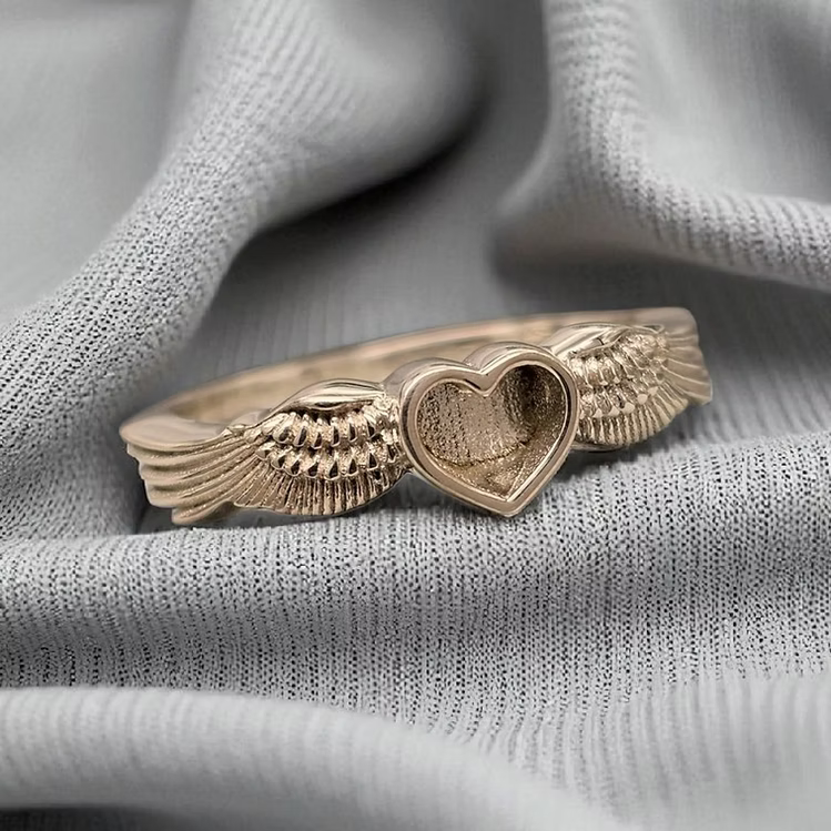 Angel Heart Wings 9K Ring
