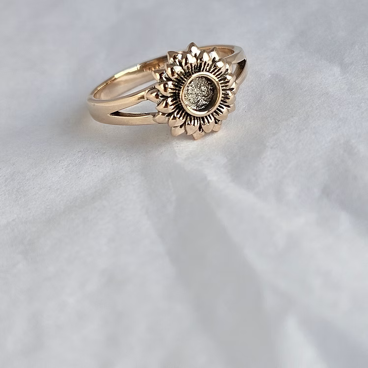 Sunflower 9K Ring