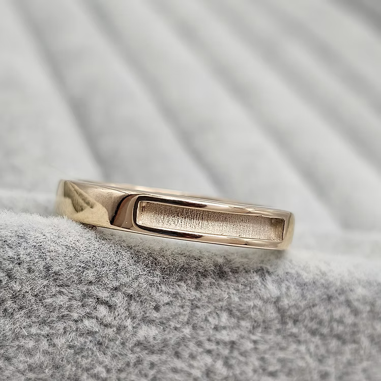 4mm Half Squared 9K Ring