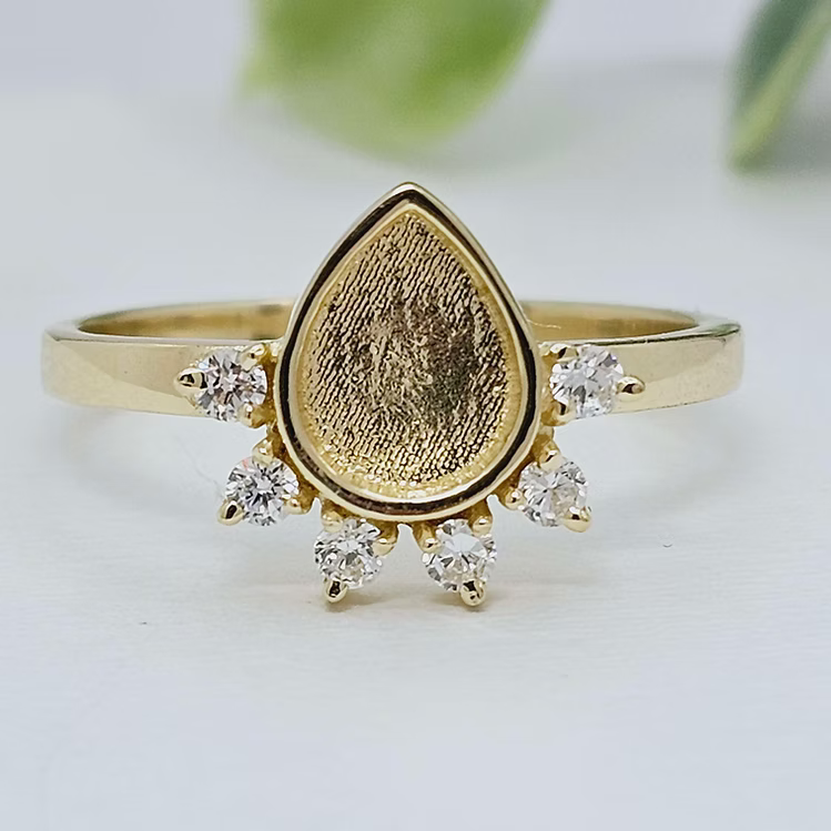 Teardrop Half Halo 9K Ring