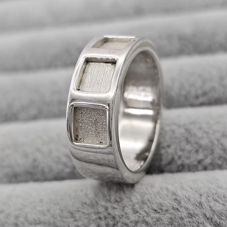 3 Squares Ring