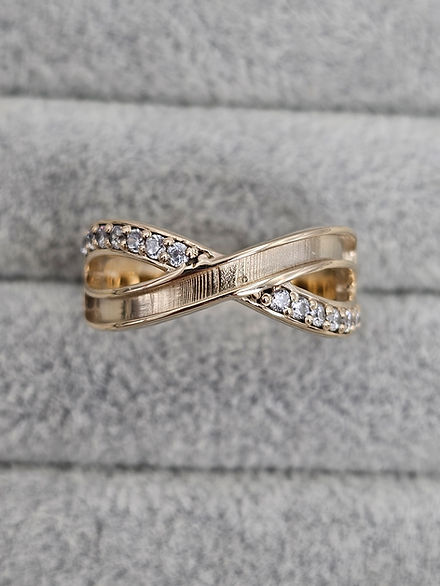 Infinity CZ 9K Ring
