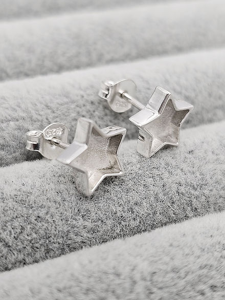 Basic Studs Various