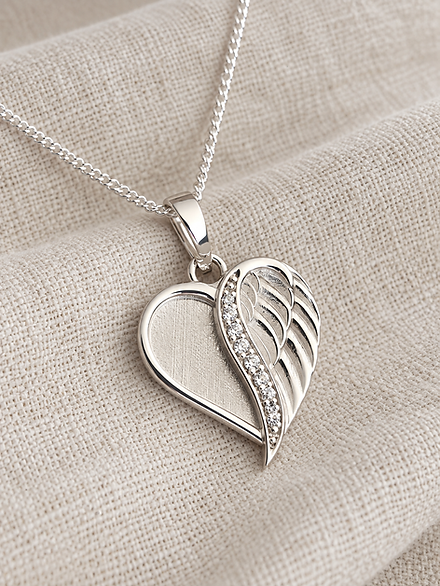 Half winged pendant