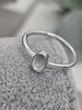 Simple Oval Ring