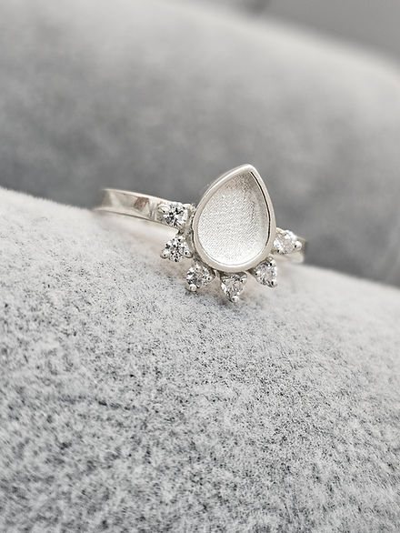 Teardrop Half Halo Ring
