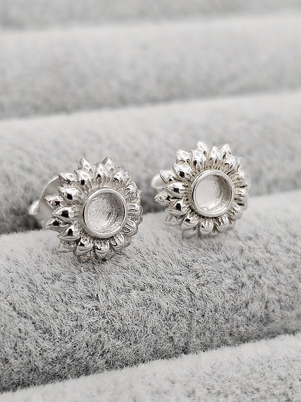 Sunflower Studs