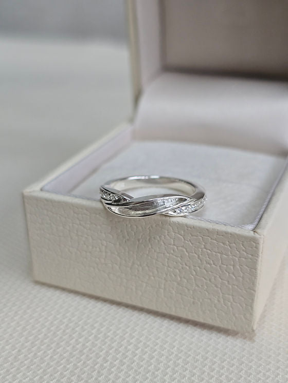 The Tranquility Ring