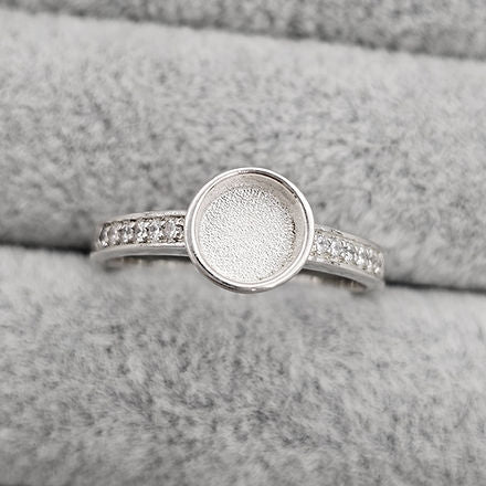 Round CZ Band Ring