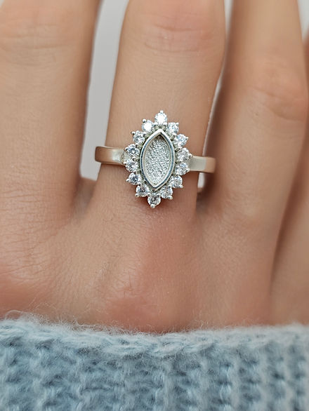 Marquise Ring
