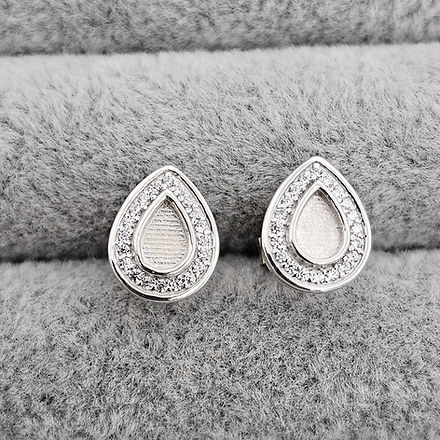 Pear CZ Studs