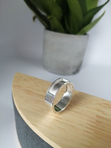 8mm Squared Ring